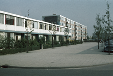 119113 Gezicht in de Monnetlaan te Utrecht.